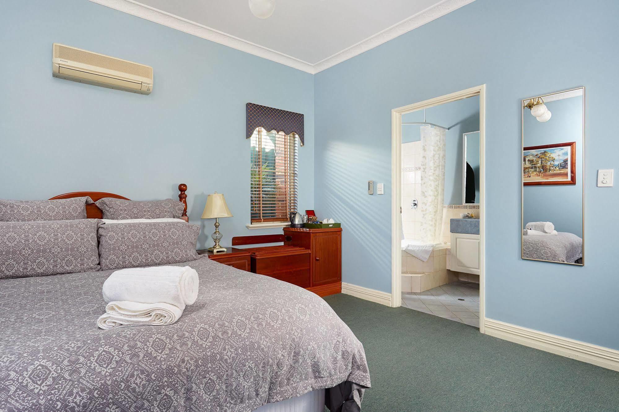 Durham Lodge Bed & Breakfast Perth Bagian luar foto